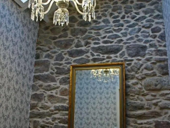 Casa De Carmen Banera, Chimeneas De Lena Y Terraza