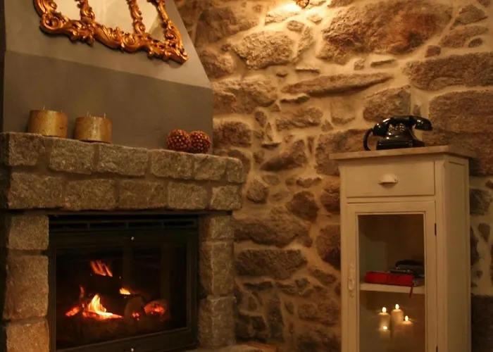 Σπίτι διακοπών Casa De Carmen Banera, Chimeneas De Lena Y Terraza Corcubión