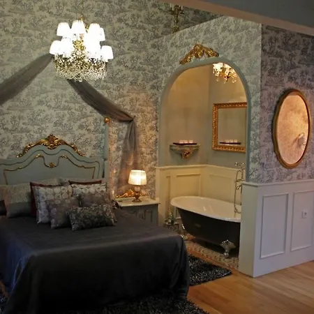 Casa De Carmen Banera, Chimeneas De Lena Y Terraza *